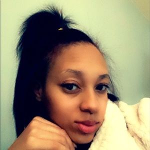 Meet your Posher, Taliah